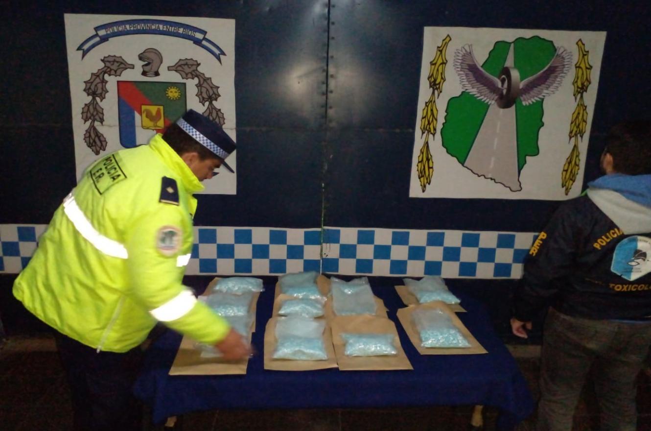 Hallazgo de éxtasis: “El cargamento iba en tránsito por Entre Ríos”, sostuvo jefe policial