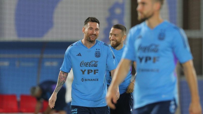 Con Messi, la selección de Argentina entrenó este domingo