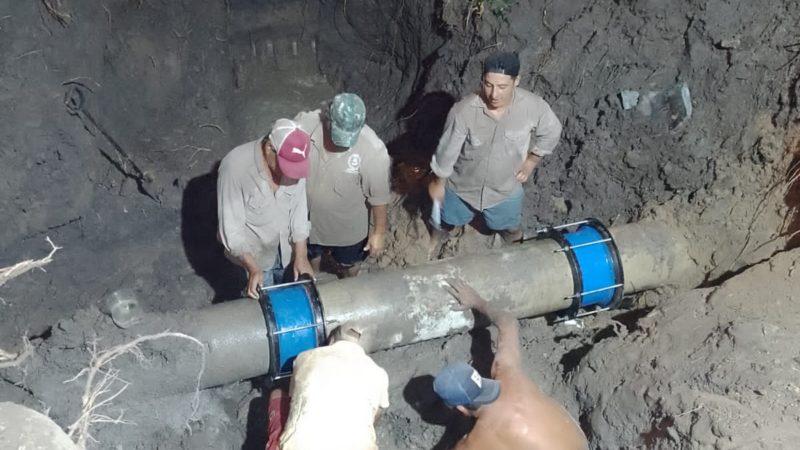 La rotura de un caño de agua dejo sin el liquido vital por mas de 10 horas a casi toda la ciudad.