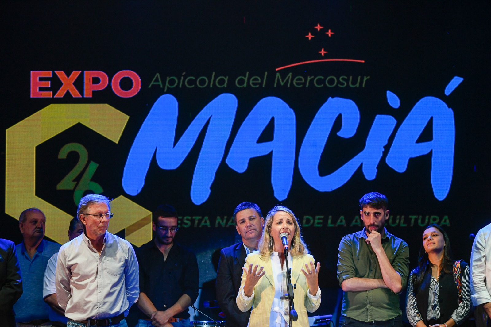 “Cada acción de gobierno apunta a fortalecer al sector productivo”, dijo Stratta en la inauguración de la Fiesta Nacional de la Apicultura en Maciá