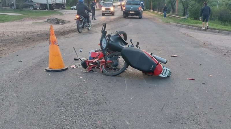 Un hombre de 47 años falleció tras chocar en la moto que conducía.