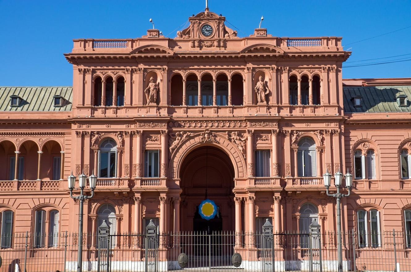 Encuesta: el 80% de los argentinos está de acuerdo en achicar los gastos del Estado