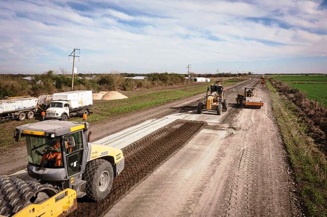 Reconstruyen la ruta A03 entre el acceso a Piedras Blancas y la ruta nacional 12