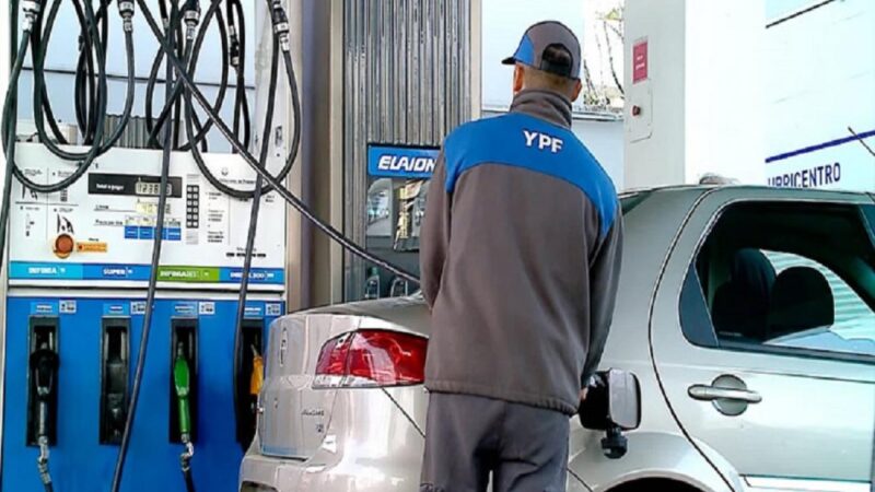 Combustibles: YPF aumentó 12,5% y acordaron congelar el precio hasta octubre