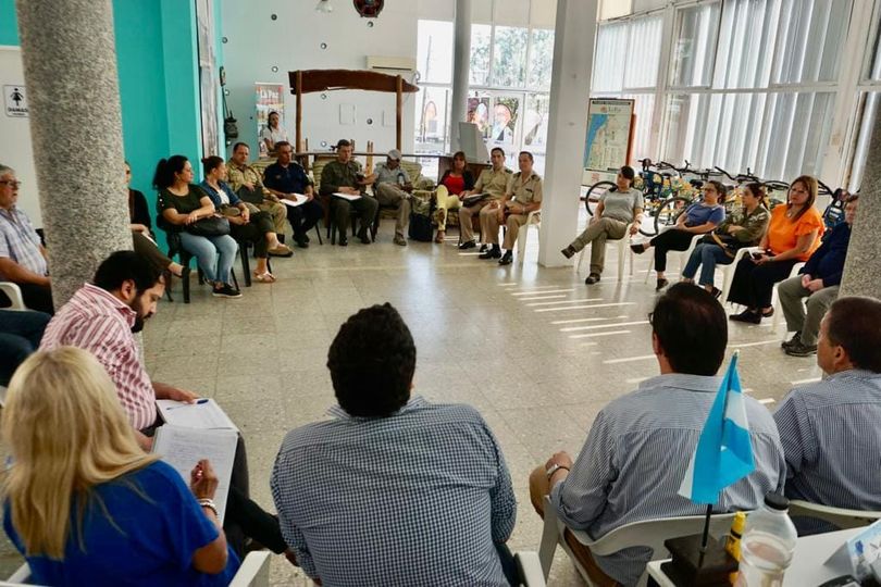Creciente del río: Defensa Civil de la ciudad mantuvo una nueva reunión junto a Instituciones.