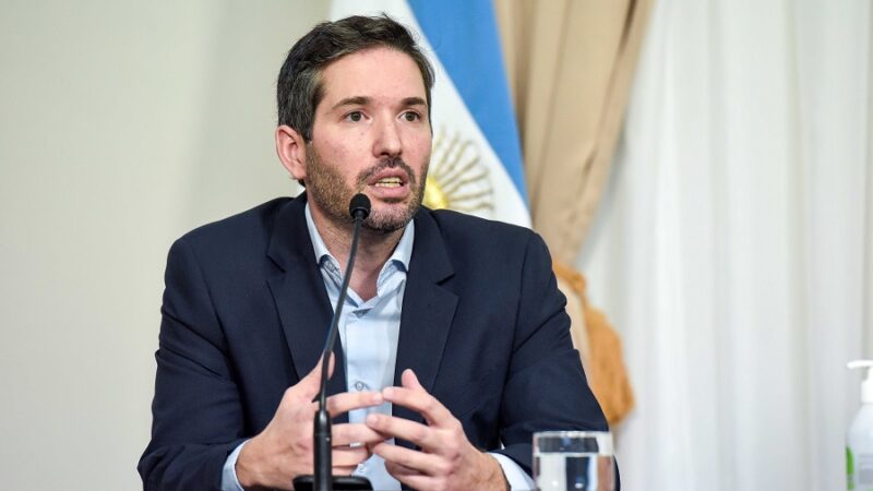 Müller: “Conocida la inflación de octubre, acordaremos un nuevo incremento”