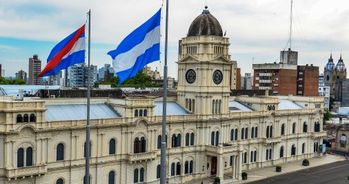 El gobierno convocó a los gremios estatales a paritaria el próximo jueves