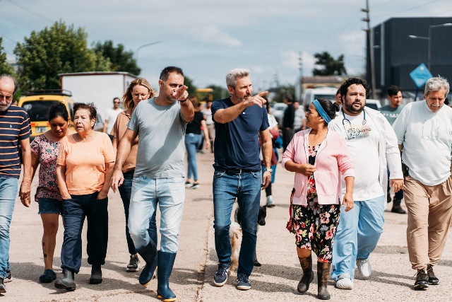 El gobernador recorrió los lugares anegados por las lluvias en Gualeguaychú