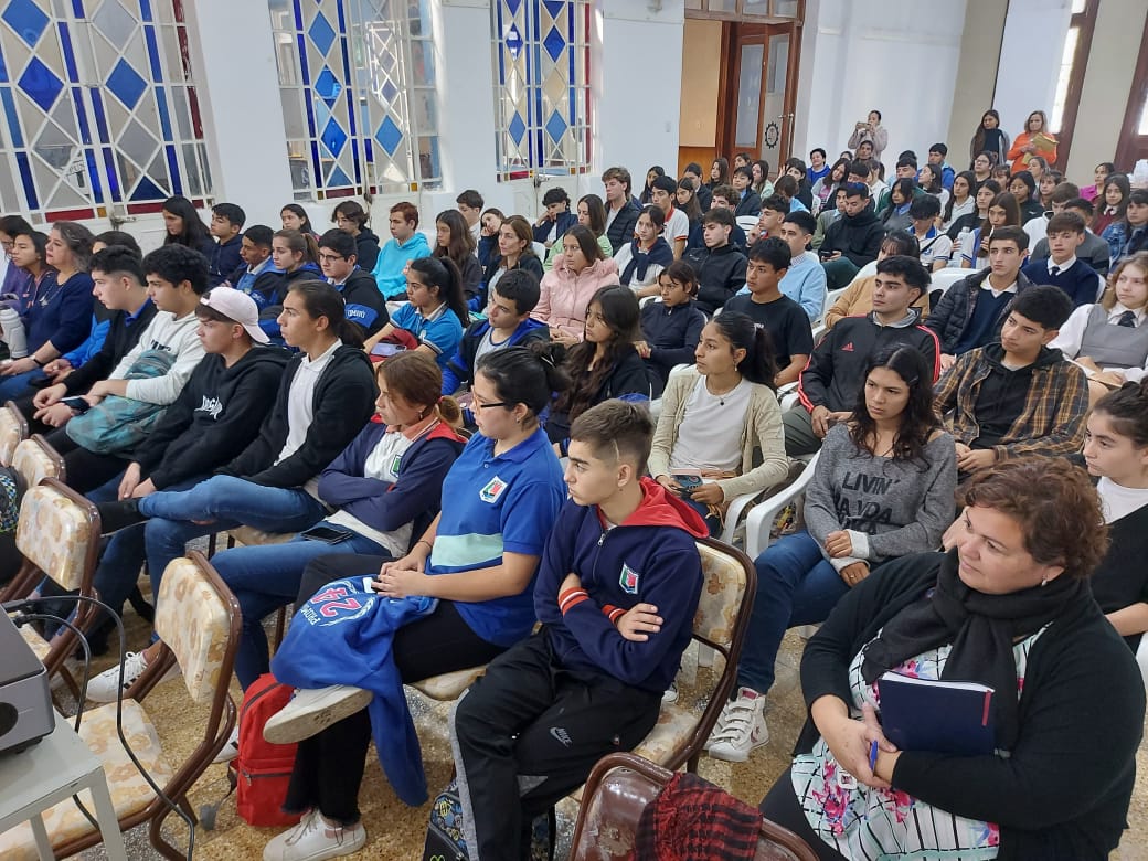Charla sobre centro de estudiantes de Nivel Secundario y Terciario