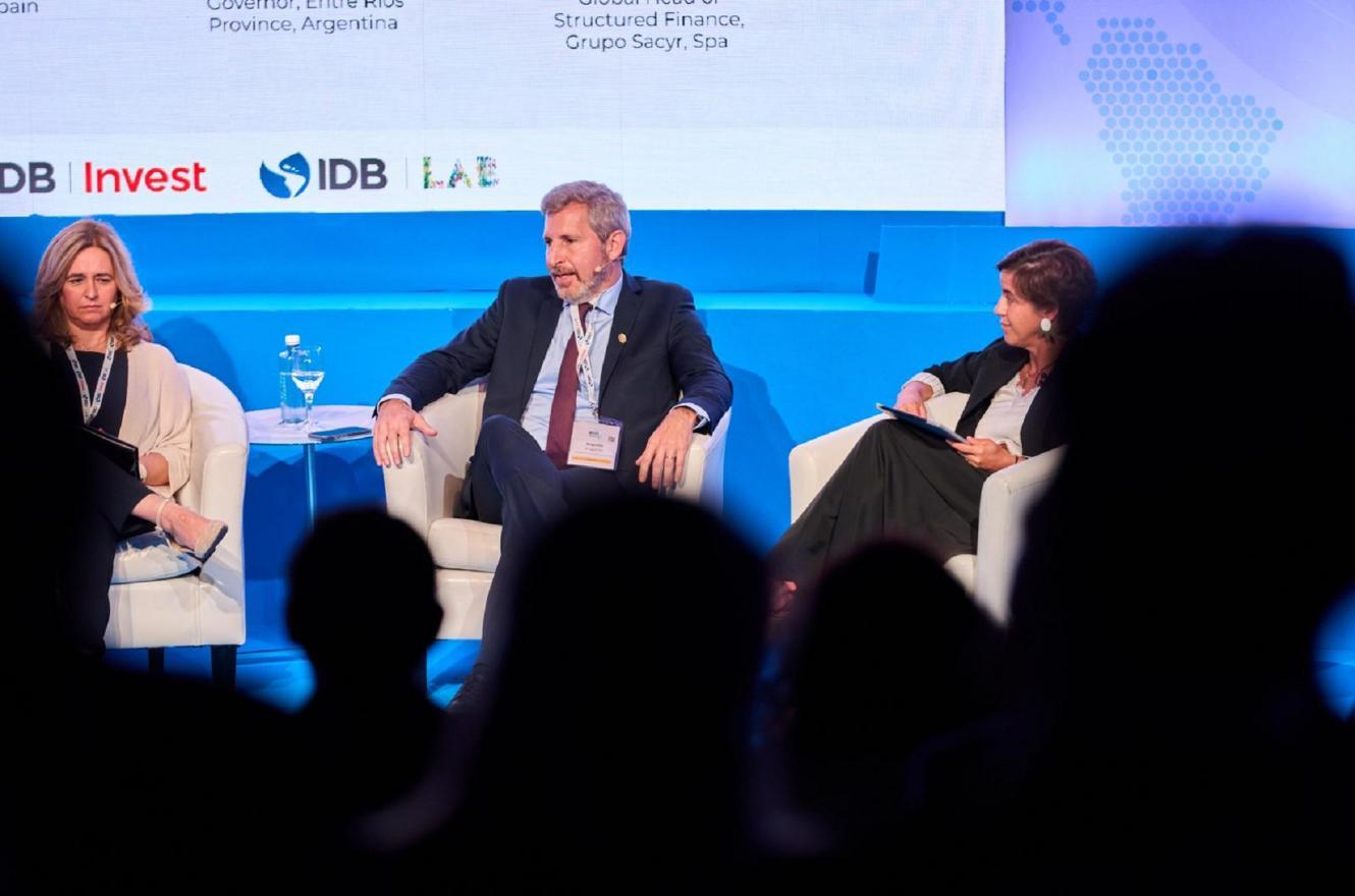Frigerio viaja a Bolivia a buscar financiamiento y disertar sobre integración regional