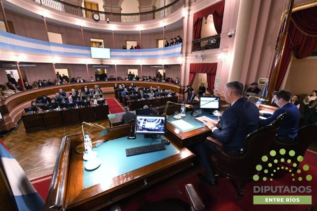 Diputados aprobaron por unanimidad el proyecto de ley que establece el Régimen Legal de Acceso a la Información Pública.