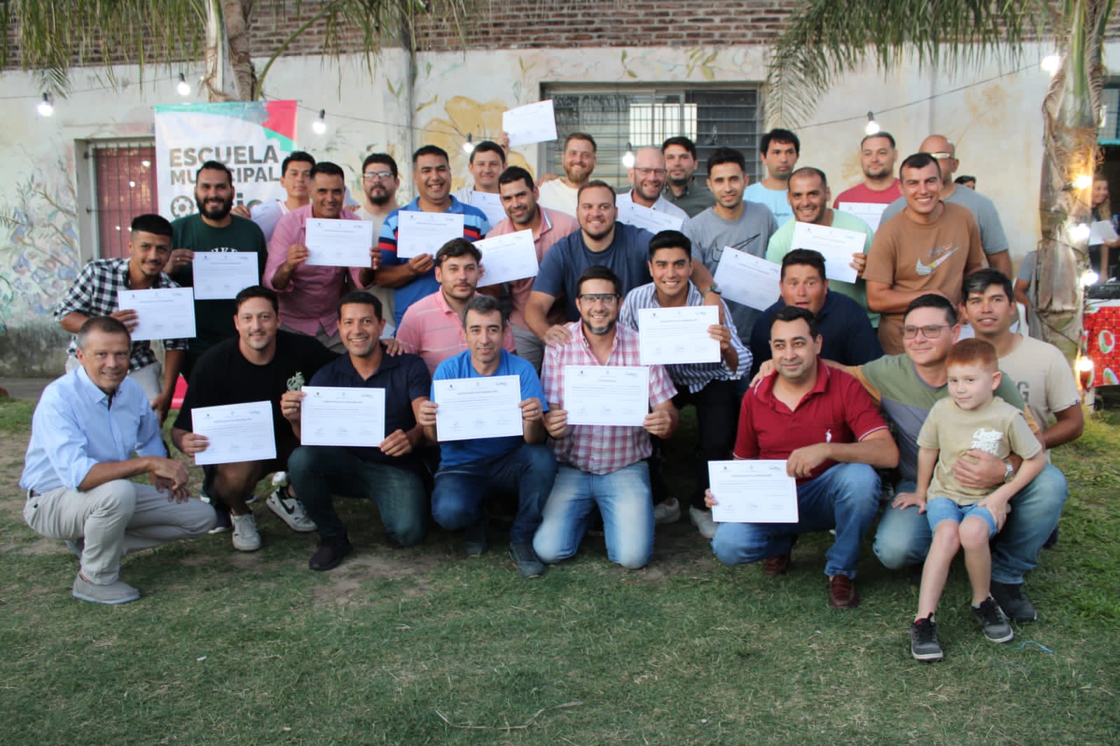 La Paz: Entrega de certificados a los más de 170 egresadosde la Escuela Municipal de Oficios