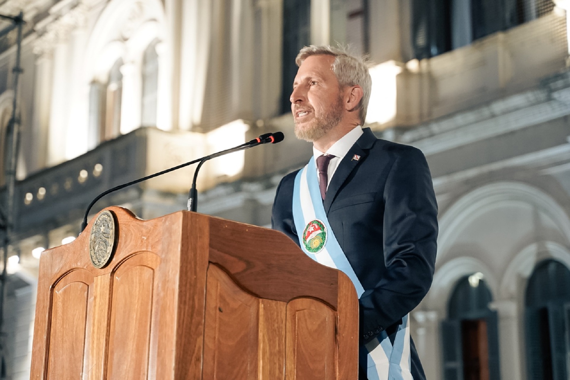 Transparencia, ordenamiento del Estado, fin de privilegios y apoyo al sector privado marcan la gestión de Frigerio