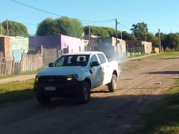 Continúan los operativos de fumigación en Santa Elena, a cargo del Área de Bromatología, Higiene y Seguridad.