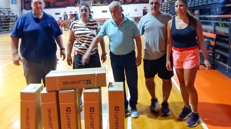 Municipio de Santa Elena apoya a entidades deportivas