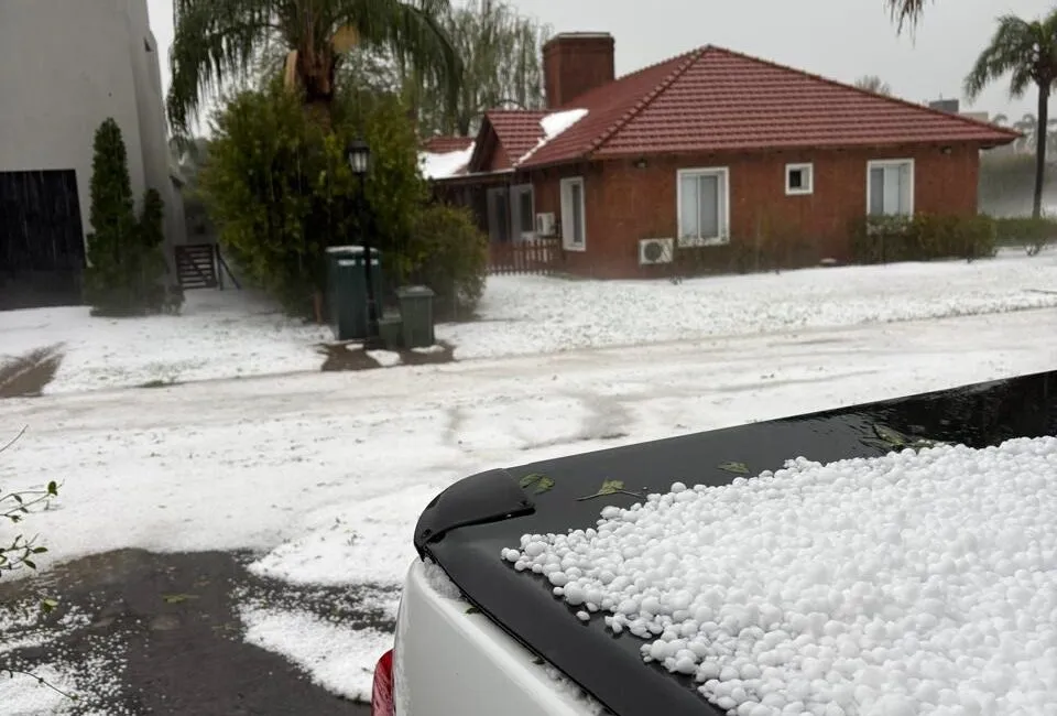 Fuerte temporal en Rosario y la región: intensas lluvias y granizo