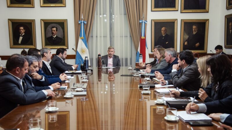 El gobernador encabezó una nueva reunión de gabinete con eje en Salud, gestión y políticas sociales