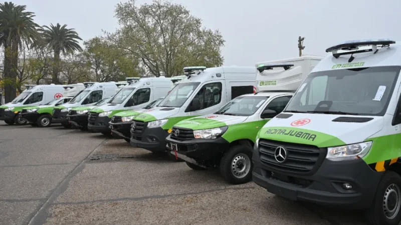 Entre Ríos refuerza el sistema de salud con 20 nuevas ambulancias y 10 equipos de telemedicina