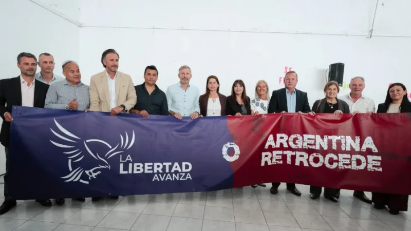 Lanzamiento de campaña de Frigerio y los candidatos libertarios: “La Libertad Avanza o la Argentina retrocede”