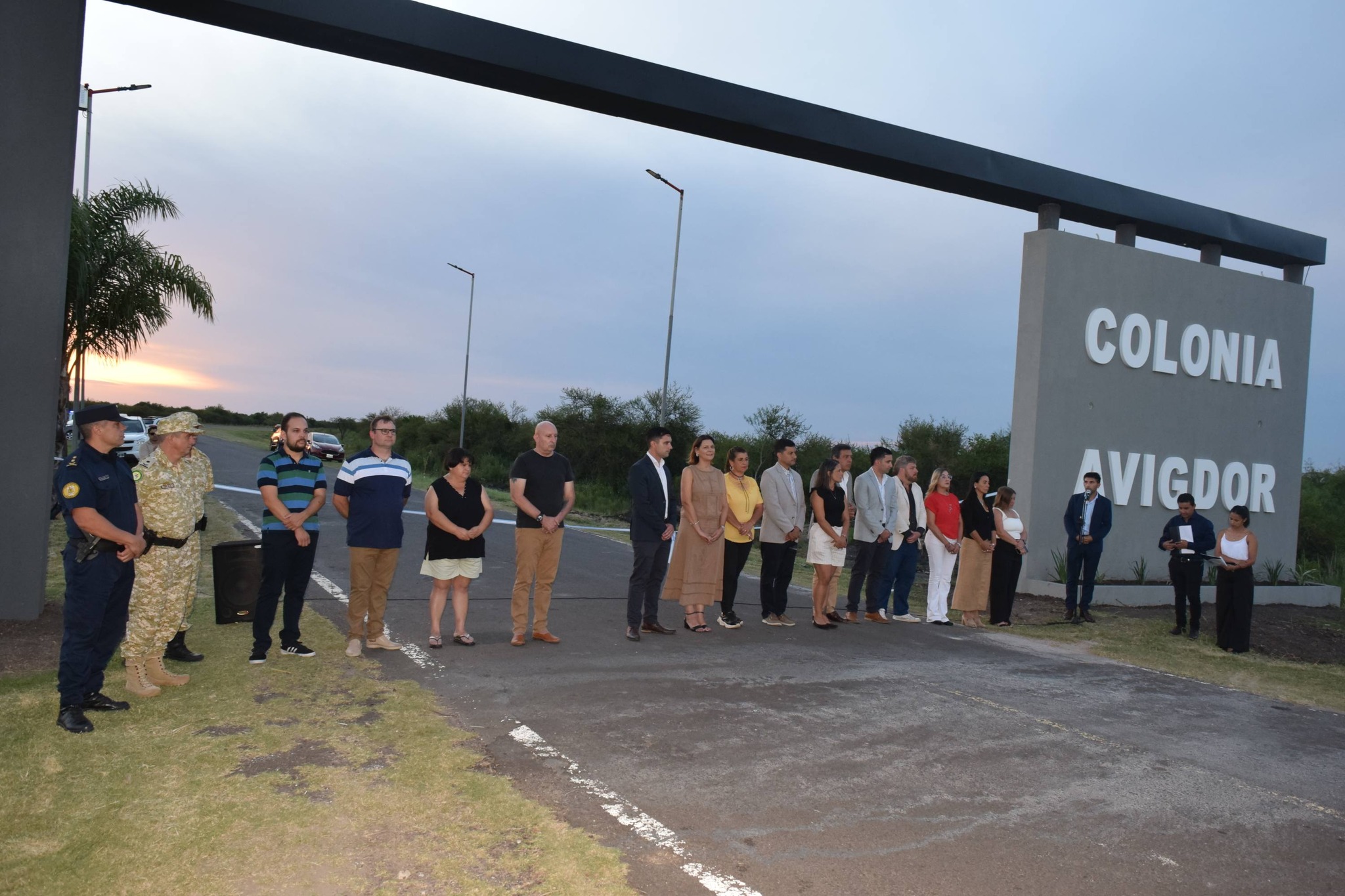 Colonia Avigdor: Quedó inaugurado el nuevo arco de acceso, un nuevo símbolo para la comunidad