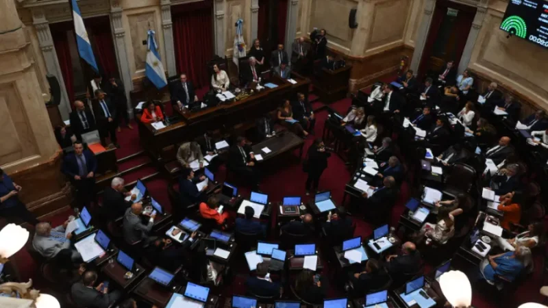 El Senado dio media sanción a la reforma laboral y el proyecto pasa a Diputados