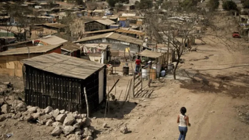 Según el INDEC, la pobreza registró una nueva baja: fue de 28,2% en 2025 y afectó a 13,5 millones de personas