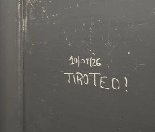 La Paz: Preocupación en la comunidad educativa por la aparición de un mensaje anunciando un tiroteo en una escuela.