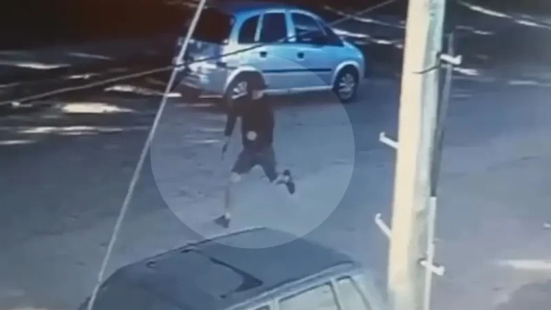 Un adolescente disparó contra policías durante una persecución en La Paz