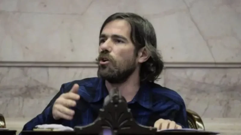 El Frente de Izquierda presentó un proyecto para condonar deudas de familias endeudadas