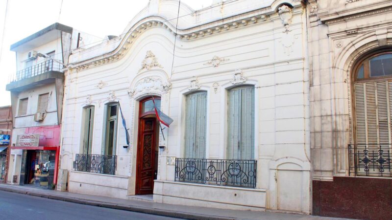 La provincia convoca a los gremios docentes a mesa paritaria