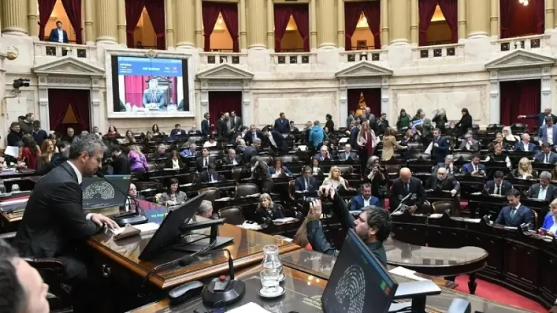La oposición logró que se convoque a sesionar en Diputados para discutir el endeudamiento de las personas