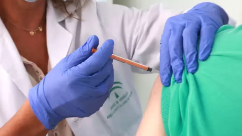 Cae la vacunación contra la meningitis: sólo el 57,2% de los chicos recibe la dosis de los 11 años